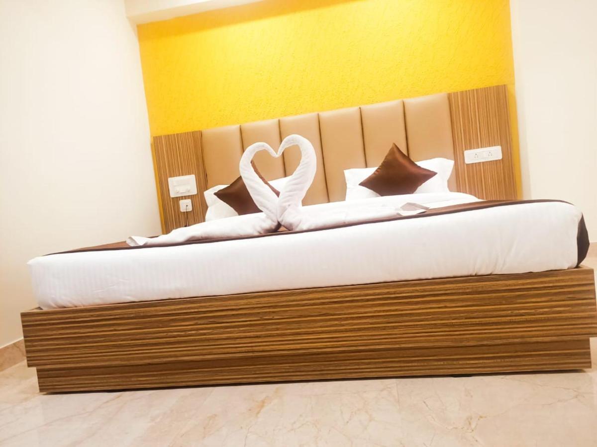 Hotel Maitri Mysore Exterior foto